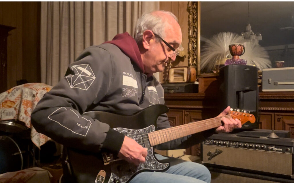 Chitarra Lucana realizzata per il più noto Chitarrista Lucano!!!